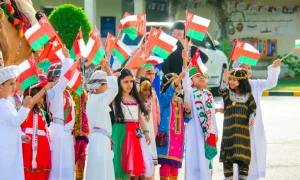 • جشنوارههای عمانی: جشنی برای زندگی و فرهنگ (معرفی انواع جشنوارهها و مراسمهای سنتی و مدرن)